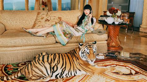 giubbotto tigre gucci|gucci tiger collection.